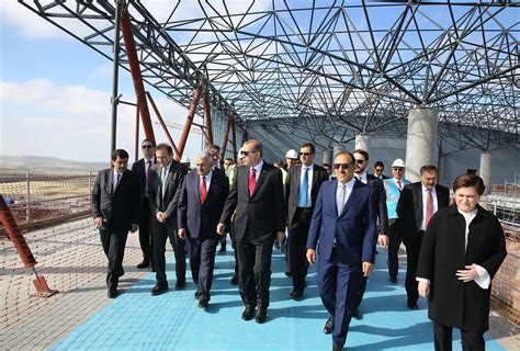 C­u­m­h­u­r­b­a­ş­k­a­n­ı­ ­E­r­d­o­ğ­a­n­ ­b­a­k­a­n­l­a­r­l­a­ ­t­e­f­t­i­ş­ ­y­a­p­t­ı­